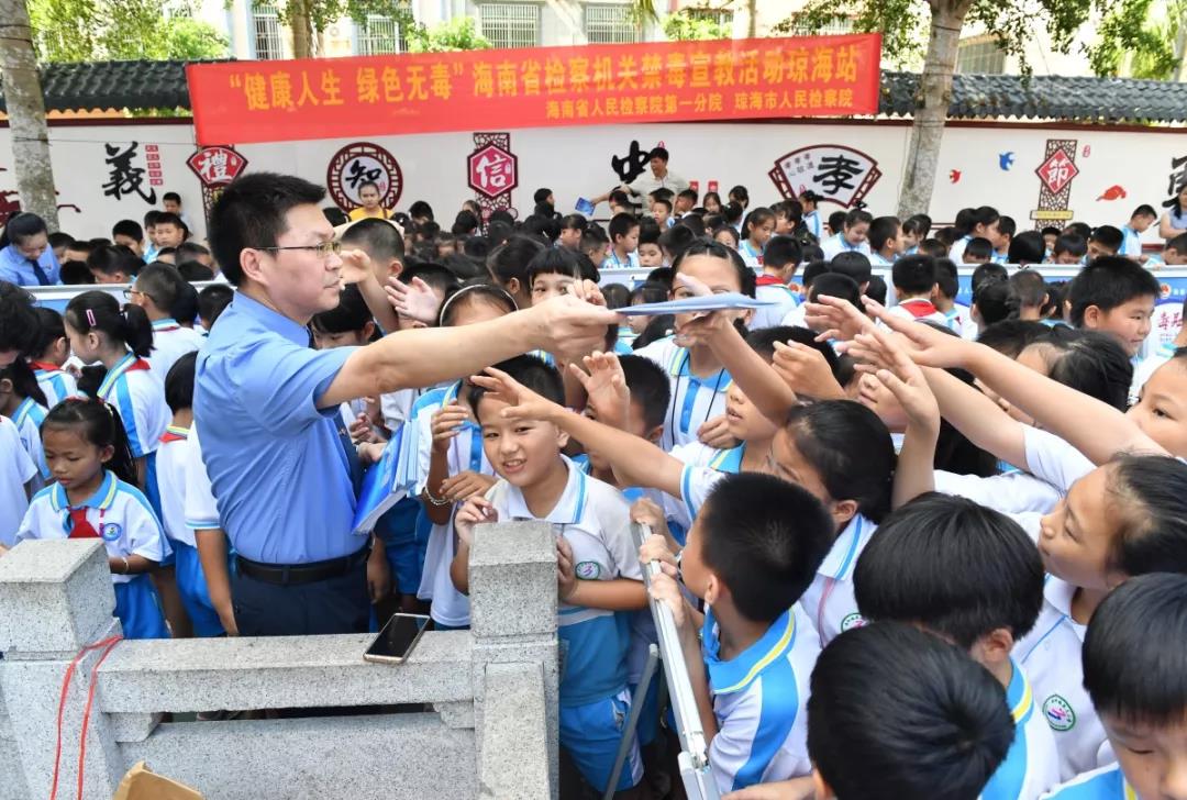 琼海各乡镇人口情况_西昌琼海图片(3)