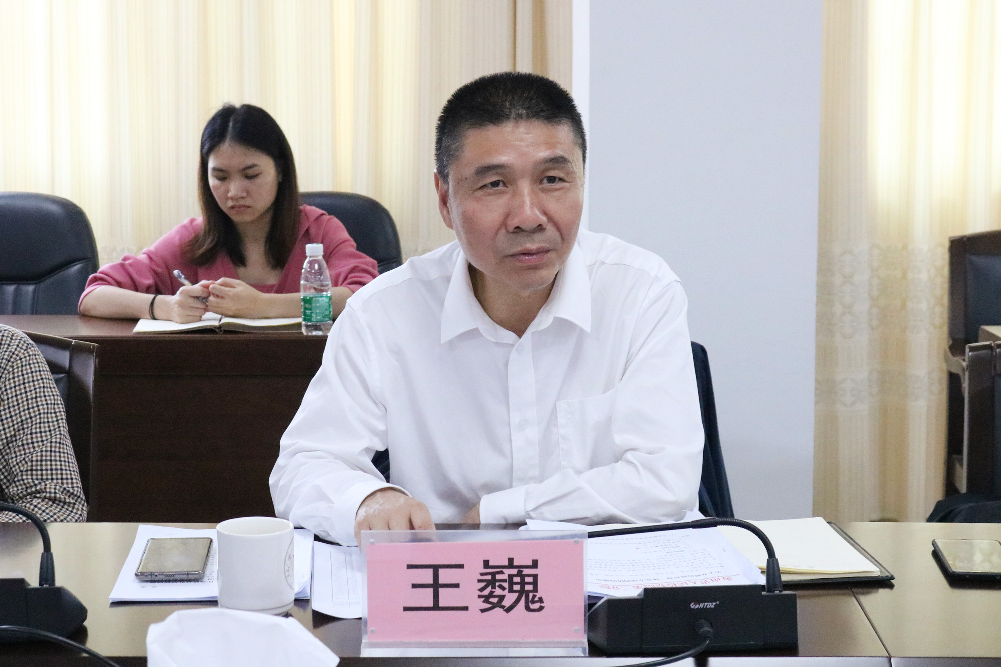 二分院党组成员副检察长王巍一行到白沙县检察院开展检察监督一体化