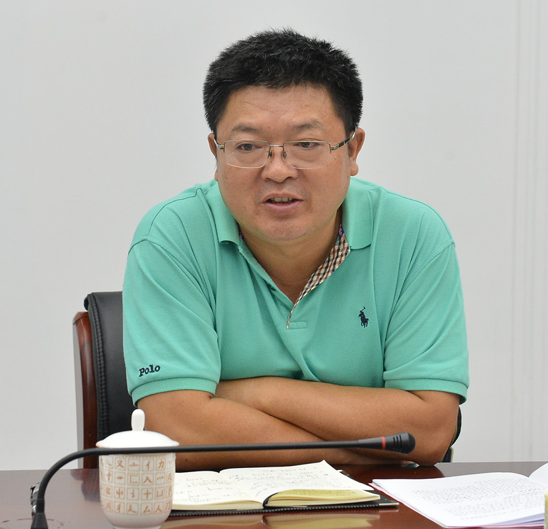 刘本荣(省院民事行政检察处处长)